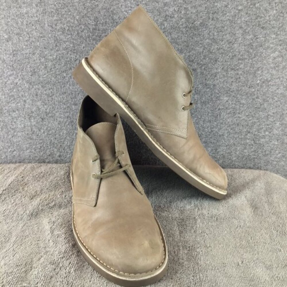 Clarks‎ Bushacre Desert Distressed Chukka Boots Mens Sz 12M Greige